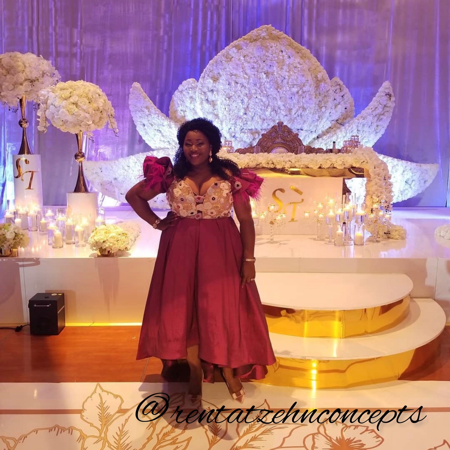 Dahlia white Backdrop