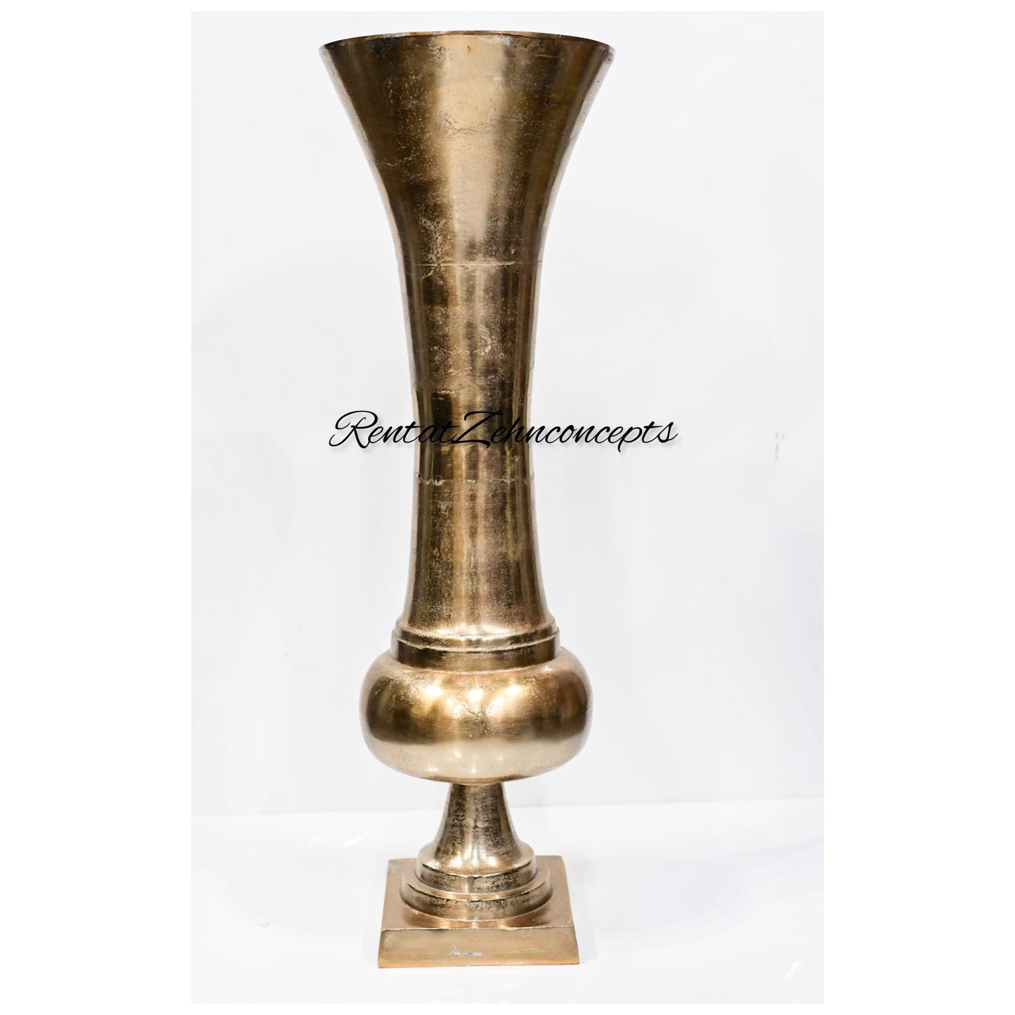 Trumpet Urn