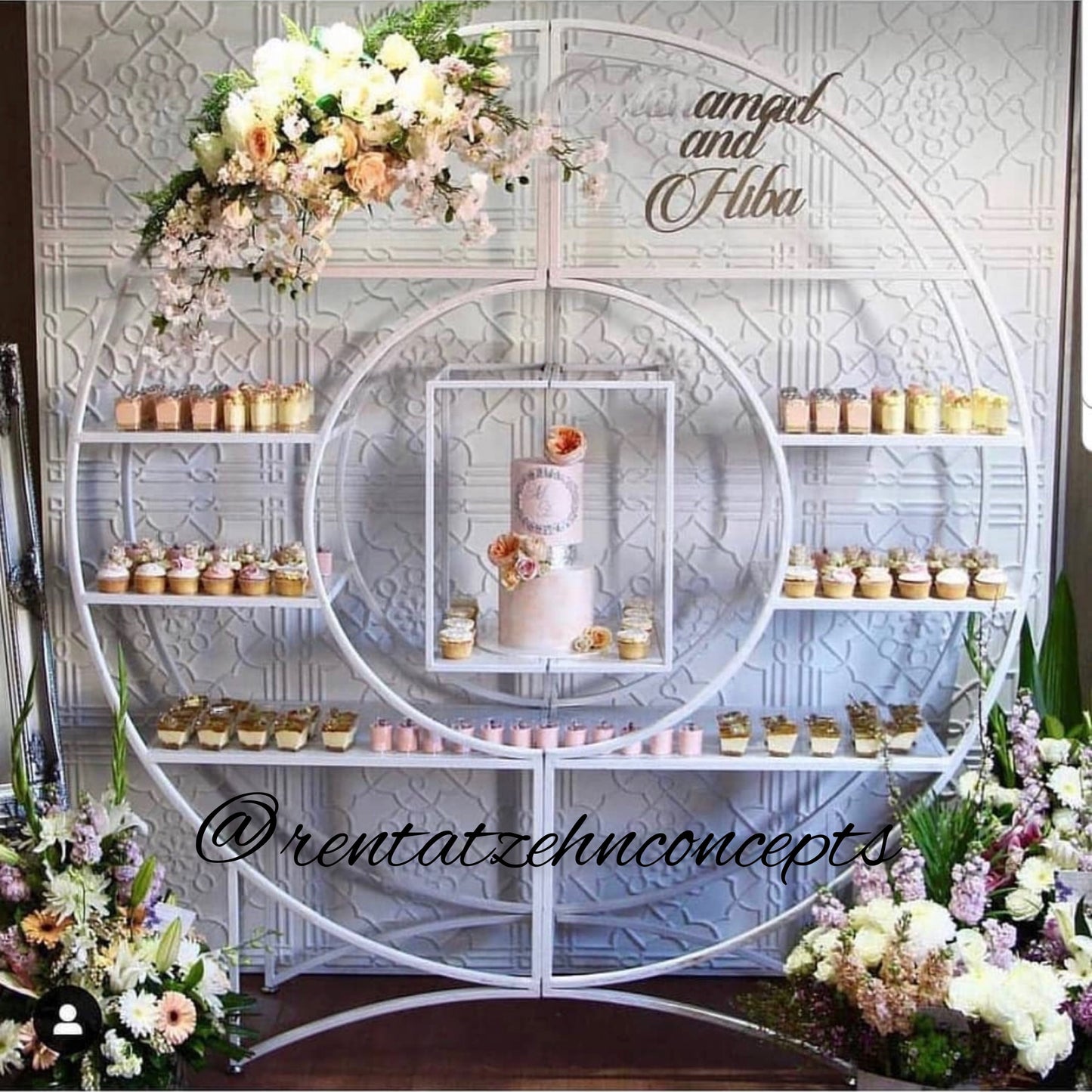 4D circular backdrop or champagne or dessert stand